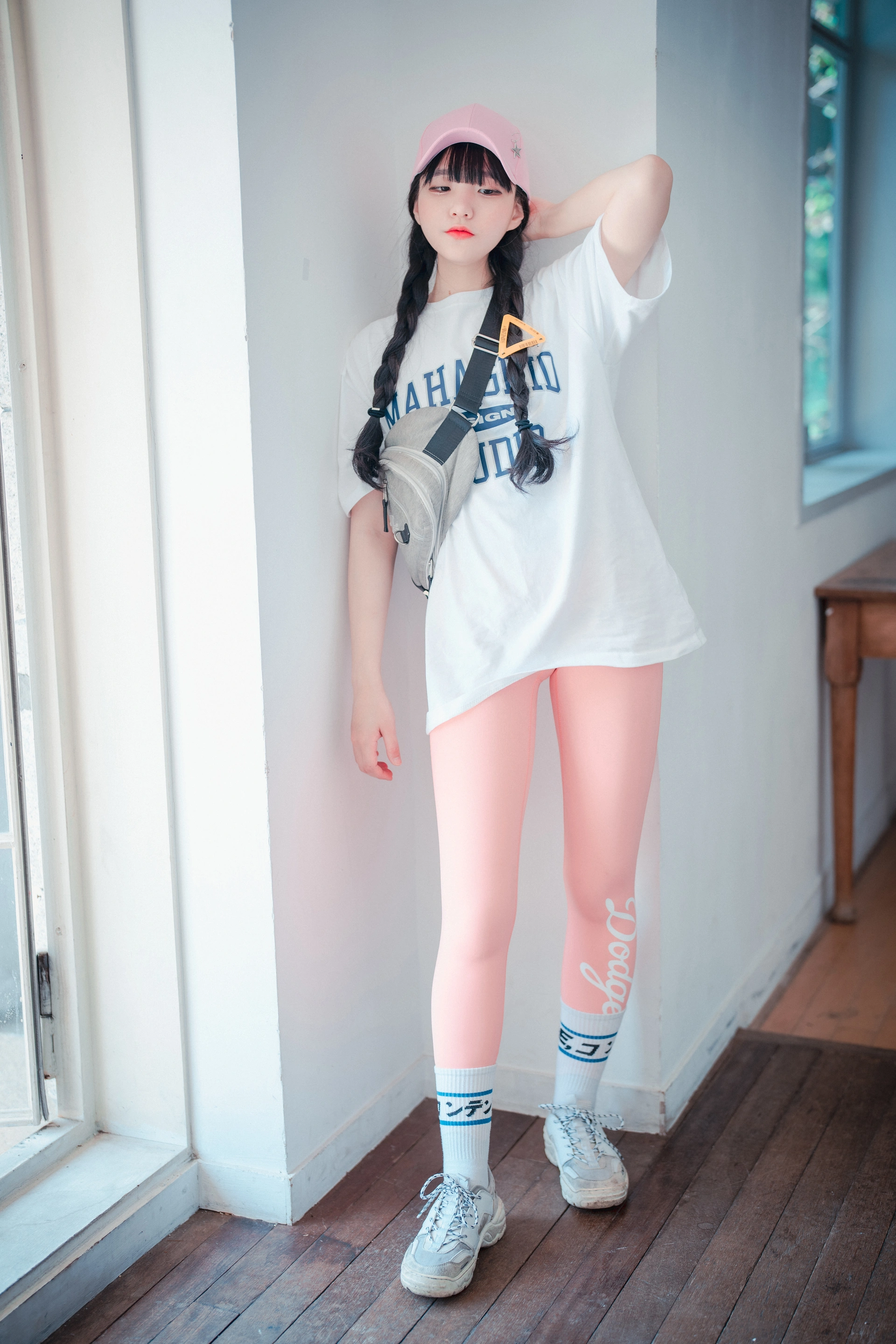 103.[DJAWA] Jenny - Loose and Tight_Pink 1